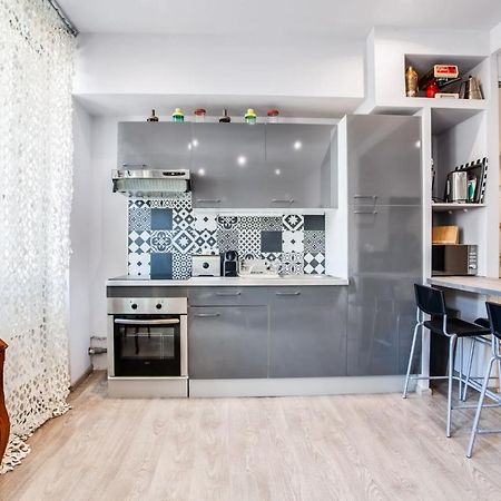 Superbe T2 De Standing Au Pharo - Air Rental Marseille Exteriér fotografie